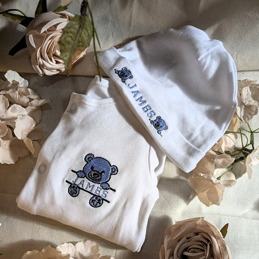 Personalized embroidered newborn baby hat